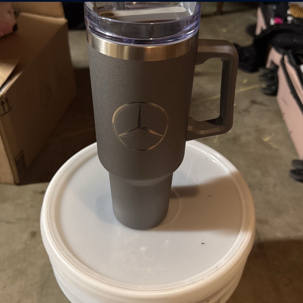 Mercedes benz tumbler
Brand new